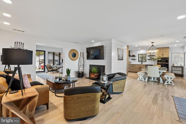 113 BAY DR, Annapolis, MD 21403