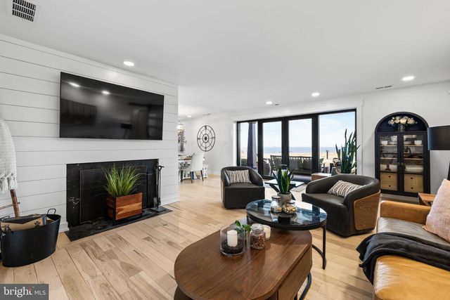 113 BAY DR, Annapolis, MD 21403