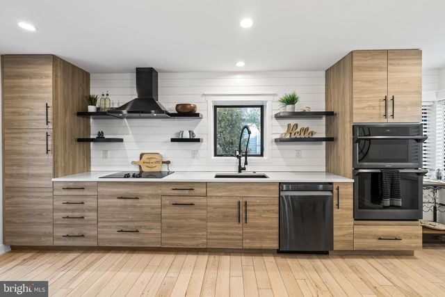 113 BAY DR, Annapolis, MD 21403