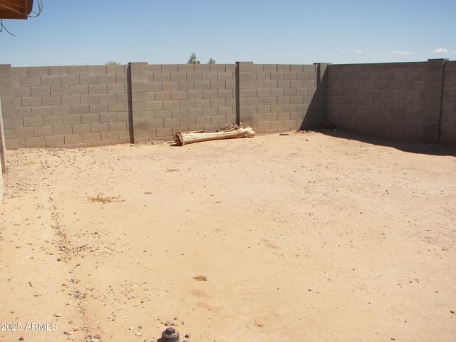 10095 W TAMPICO Lane, Arizona City, AZ 85123