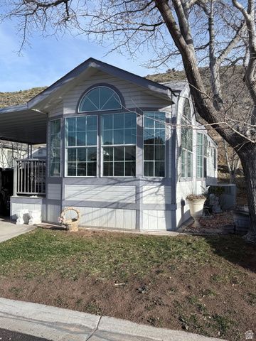 45 REDBLUFF DR, Hurricane, UT 84737