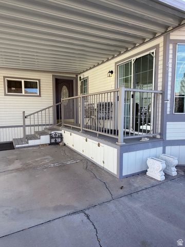 45 REDBLUFF DR, Hurricane, UT 84737