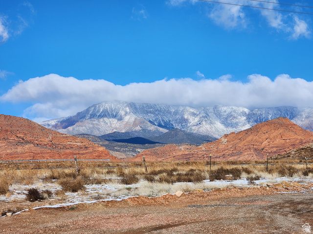 45 REDBLUFF DR, Hurricane, UT 84737