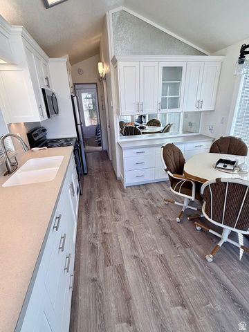 45 REDBLUFF DR, Hurricane, UT 84737