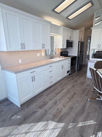 45 REDBLUFF DR, Hurricane, UT 84737