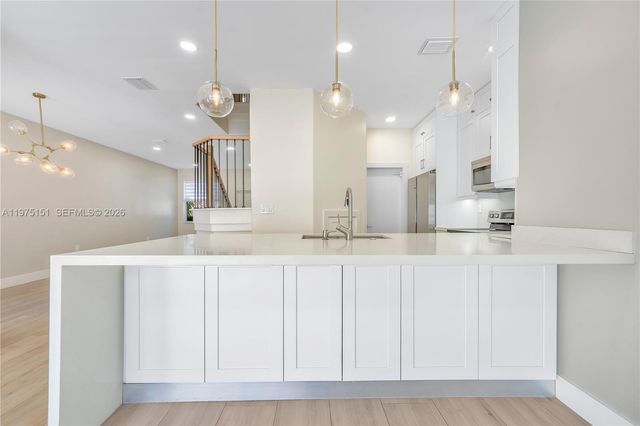 16922 SW 35th St, Miramar, FL 33027