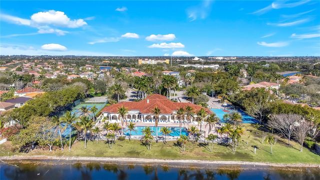 16922 SW 35th St, Miramar, FL 33027