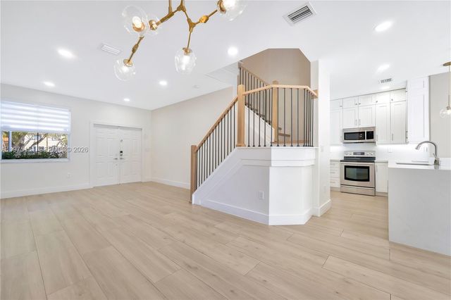 16922 SW 35th St, Miramar, FL 33027