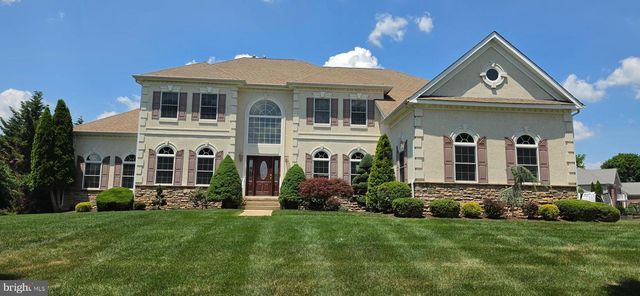 11 ANGELO CT, Monroe Twp, NJ 08831