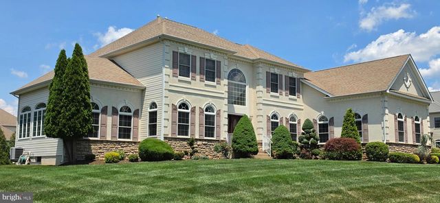 11 ANGELO CT, Monroe Twp, NJ 08831