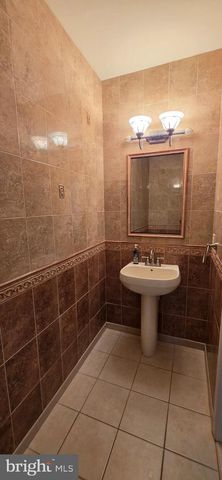 11 ANGELO CT, Monroe Twp, NJ 08831