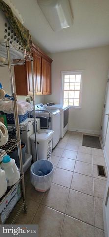 11 ANGELO CT, Monroe Twp, NJ 08831