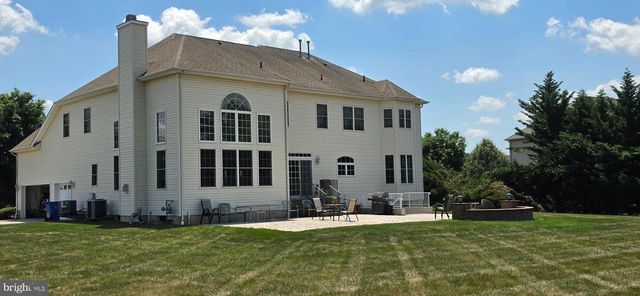 11 ANGELO CT, Monroe Twp, NJ 08831