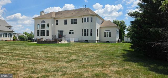 11 ANGELO CT, Monroe Twp, NJ 08831