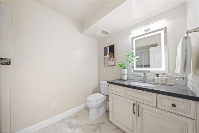 1611 S Pomona D13, Fullerton, CA 92832