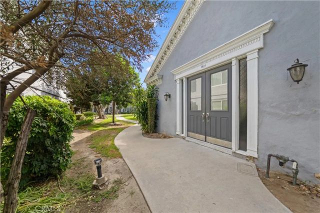 1611 S Pomona D13, Fullerton, CA 92832