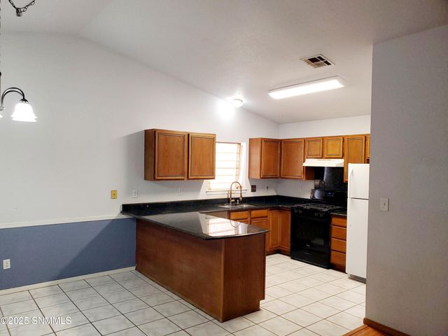 3917 Crystal Place, Las Cruces, NM 88012