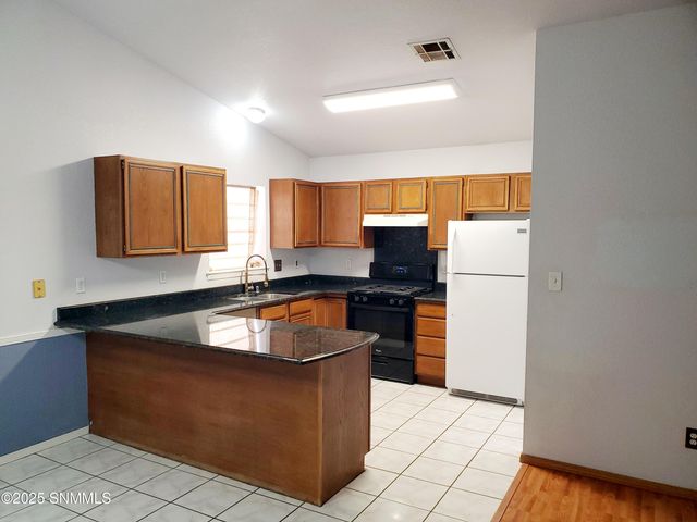 3917 Crystal Place, Las Cruces, NM 88012