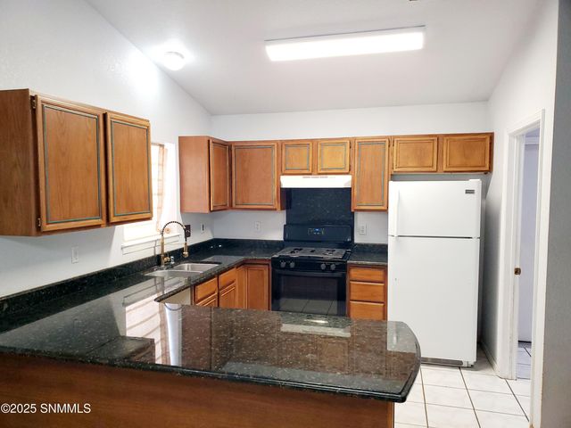 3917 Crystal Place, Las Cruces, NM 88012