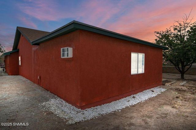3917 Crystal Place, Las Cruces, NM 88012