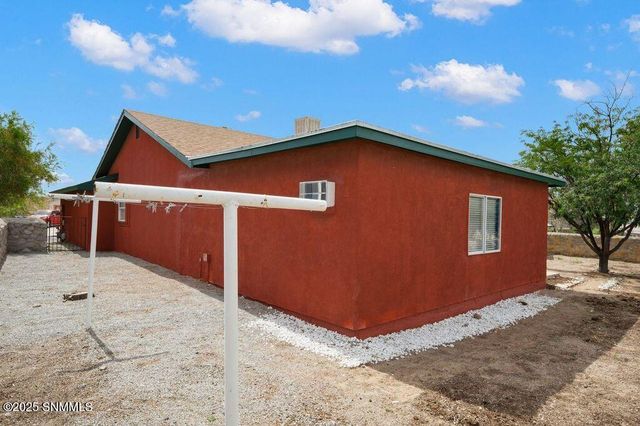 3917 Crystal Place, Las Cruces, NM 88012