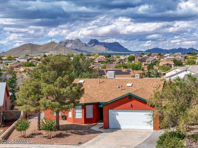 3917 Crystal Place, Las Cruces, NM 88012