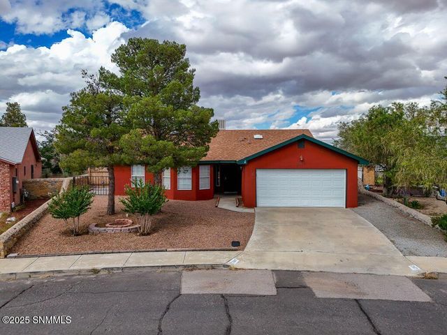 3917 Crystal Place, Las Cruces, NM 88012