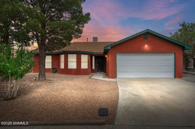 3917 Crystal Place, Las Cruces, NM 88012