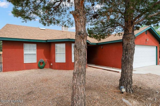 3917 Crystal Place, Las Cruces, NM 88012
