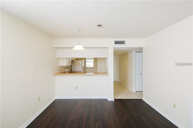 437 CERROMAR LANE 315, Venice, FL 34293