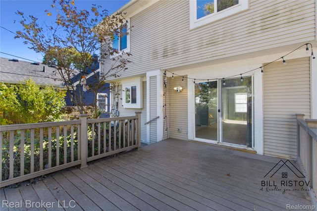 423 Dewey Street, Royal Oak, MI 48067