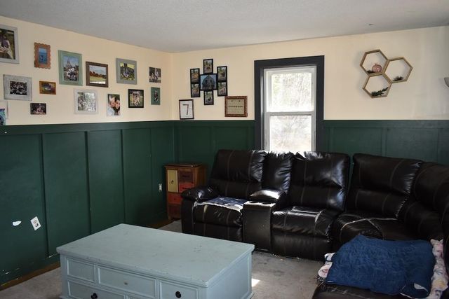 411 Mont Vernon Road, Milford, NH 03055