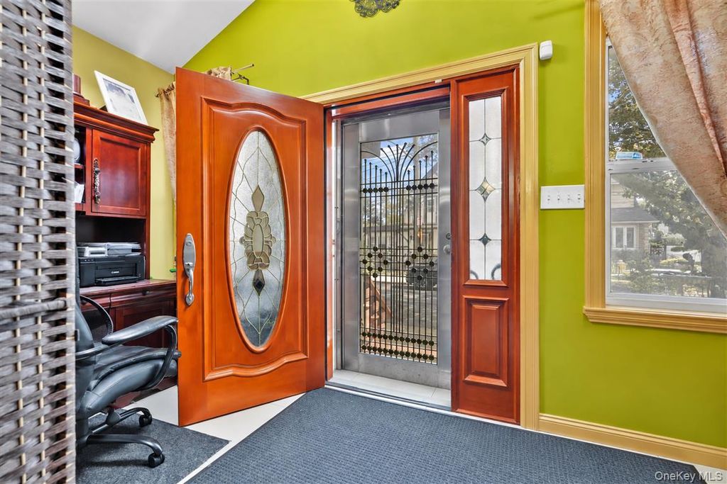 85-20 131st Street, Kew Gardens, NY 11415 — photo 4