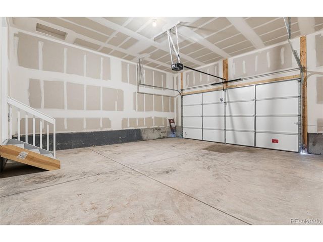 8831 S Quemoy St, Aurora, CO 80016