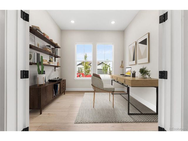 8831 S Quemoy St, Aurora, CO 80016