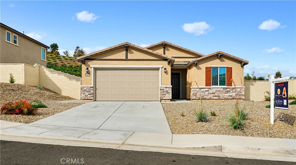 4213 Myrtle, Lake Elsinore, CA 92530 — exterior