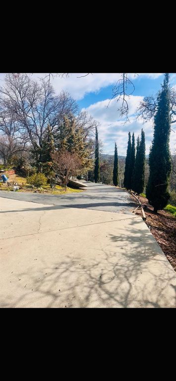 Image 9 of property listing at 35184 Dollar Court, Coarsegold, CA 93614