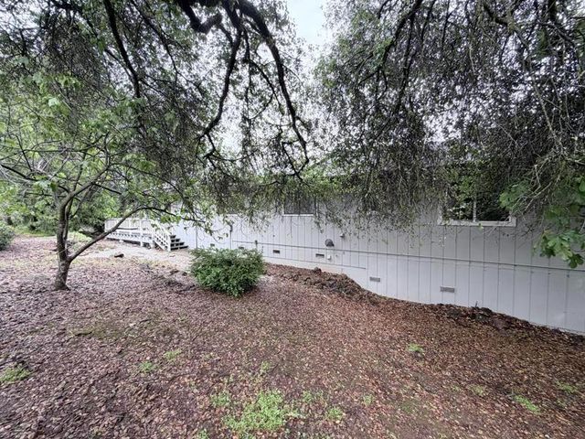 24110 Oakmont Way, Auburn, CA 95602
