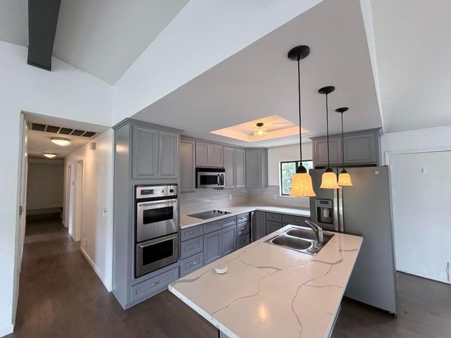 24110 Oakmont Way, Auburn, CA 95602