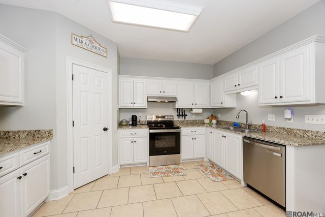 732 Elk Lake Dr, Baton Rouge, LA 70816