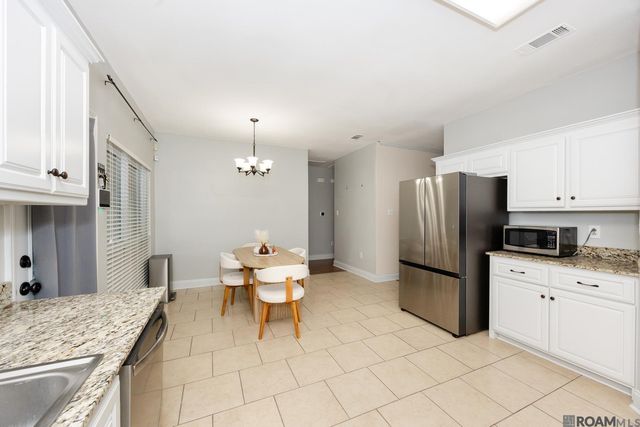 732 Elk Lake Dr, Baton Rouge, LA 70816