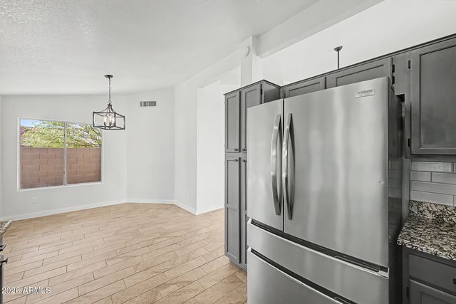 1701 E CARTER Road, Phoenix, AZ 85042