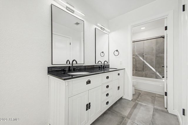 1701 E CARTER Road, Phoenix, AZ 85042