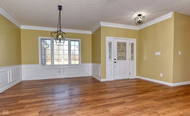 627 E 214th Street, Sheridan, IN 46069