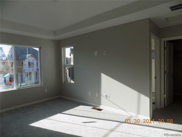 5760 S Algonquin Way B, Aurora, CO 80016