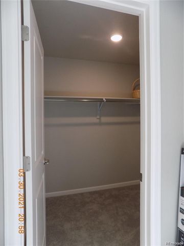 5760 S Algonquin Way B, Aurora, CO 80016