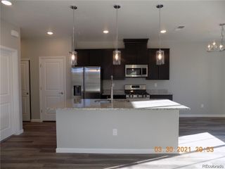 5760 S Algonquin Way B, Aurora, CO 80016