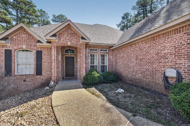 64 Cresta Way, Hot Springs Village, AR 71909