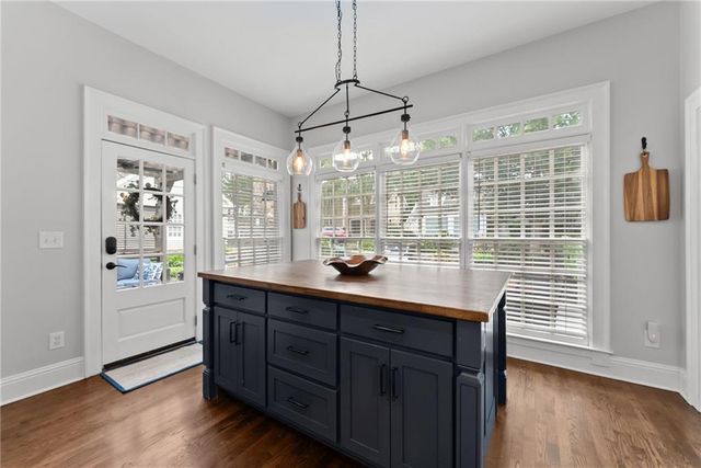 311 Waterfront Park Lane, Dawsonville, GA 30534