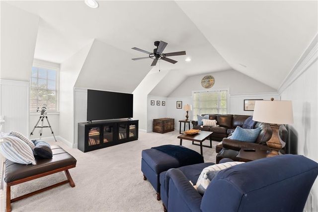 311 Waterfront Park Lane, Dawsonville, GA 30534